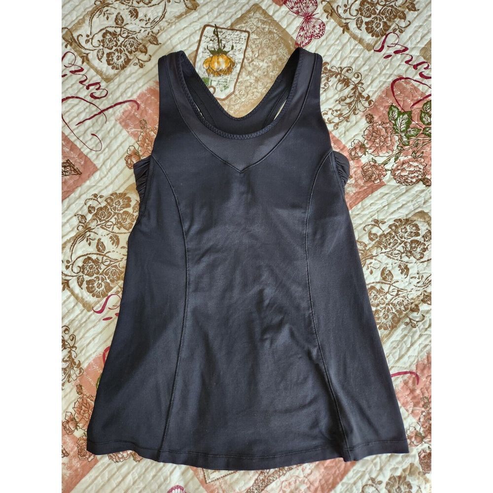 Lululemon Women's Black Turbo Racerback Built in Shelf Bra Tank Top cutout Sz 6